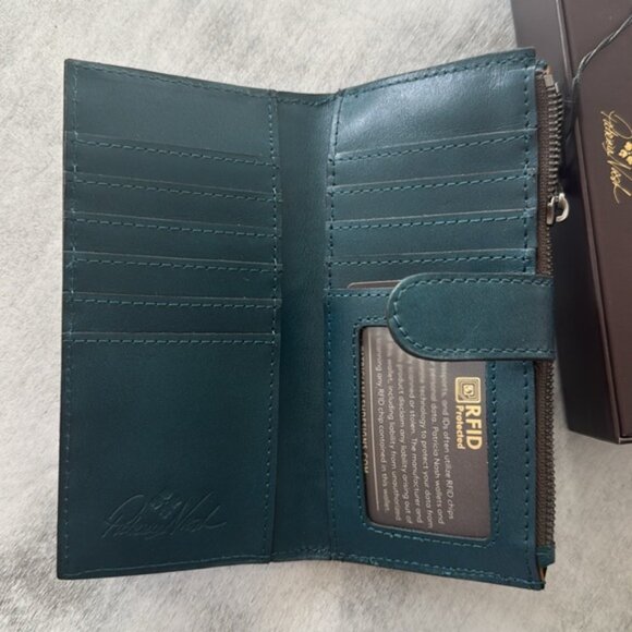 PATRICIA NASH Nazari Blue Coral Tooled Bifold RFID Leather Wallet - Picture 9 of 11